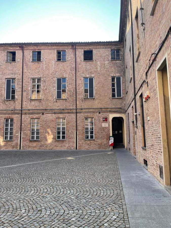 Bon Bon Lägenhet Asti Exteriör bild